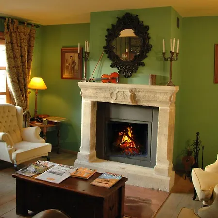 מלון Selba D'ansils 3*